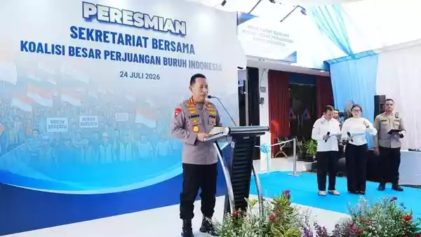 kapolri-jenderal-listyo-sigit-prabowo-meresmikan-kantor-sekretariat-bersama-koalisi-besar-perjuangan-buruh-indonesia-kbpbi-di--1784883663294_169